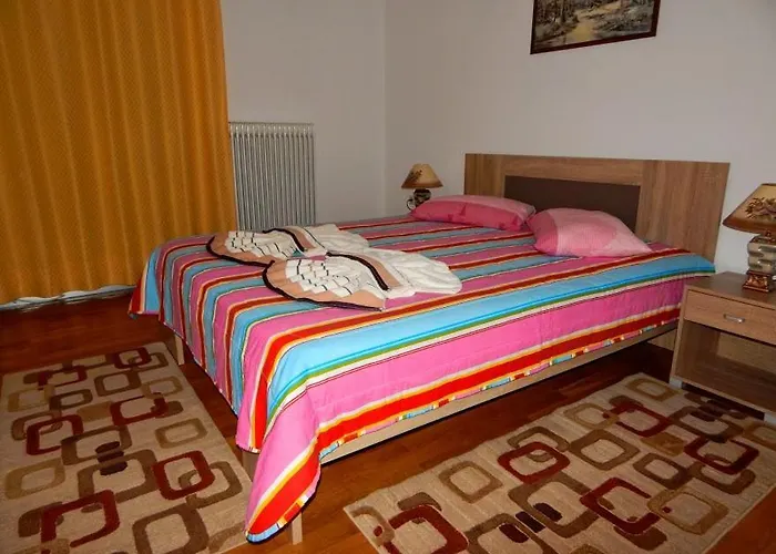 Apartamento Cozy For 2-5 People-center 1